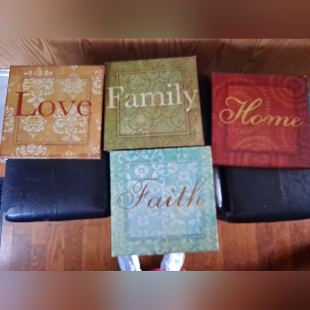 4 canvas wall art pieces